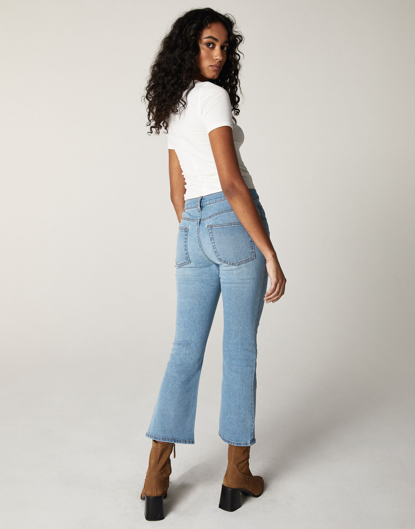 Unpublished MARLOW Mid-Rise Cropped Demi Flare in Beverly