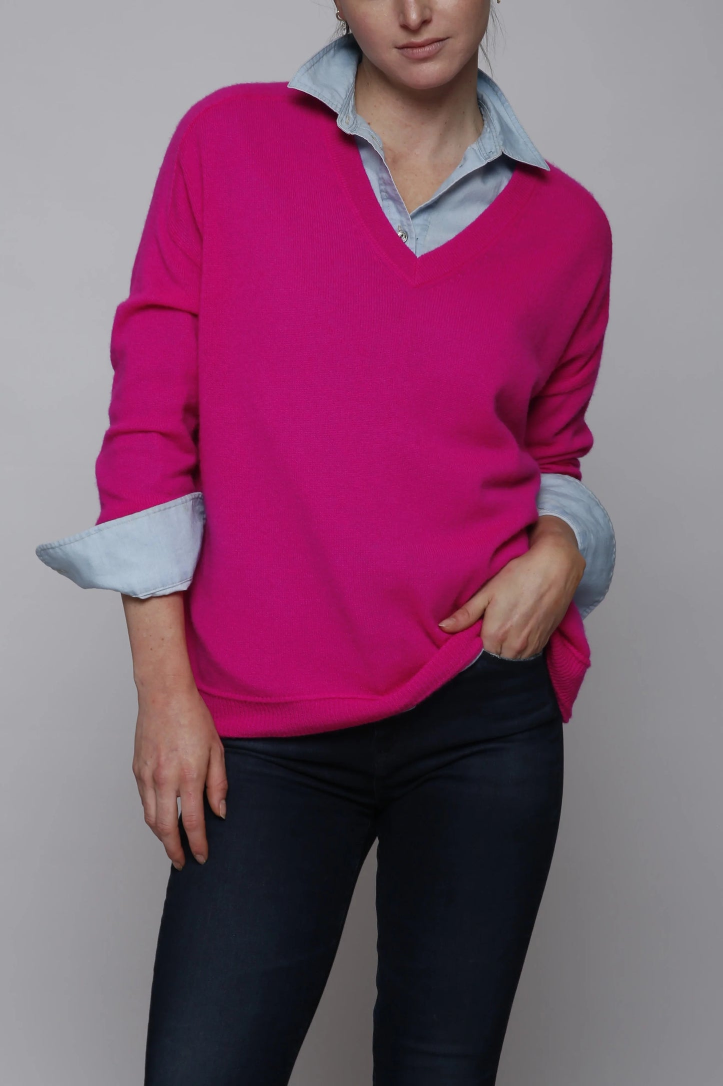 Cashmere Relaxed Long Sleeve V-Neck Sweater - Pink Punch